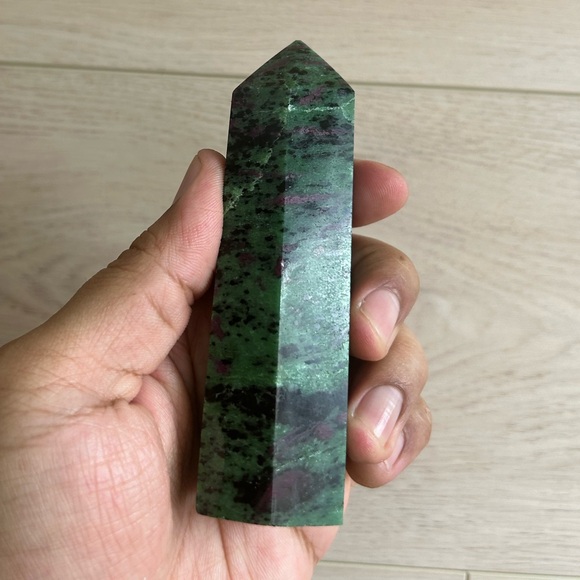 Ruby in Zoisite Tower (Obelisk) - Picture 3 of 5